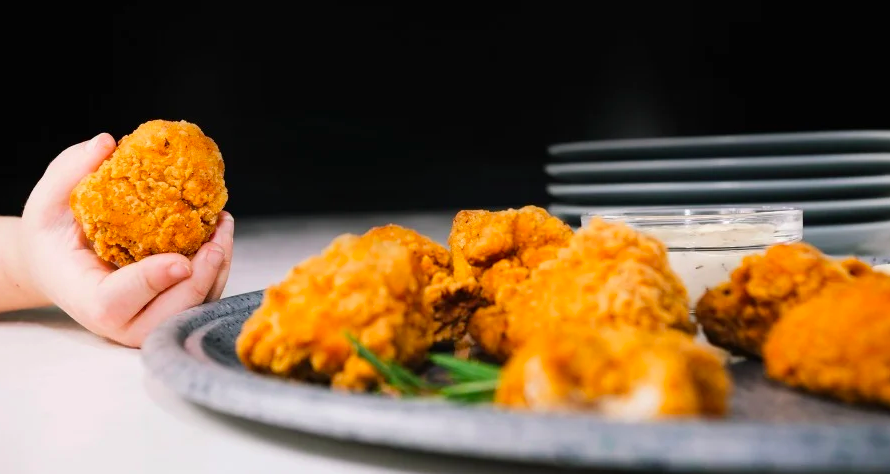 Cara Naikkan Omzet Fried Chicken Tanpa Ekspansi Outlet